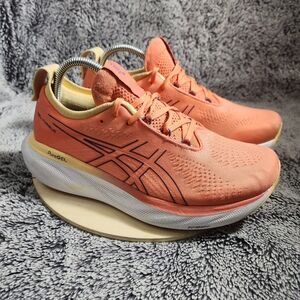 Asics Gel Nimbus 25 Women’s Running Shoes Orange Papaya / Dusty Purple Size 9